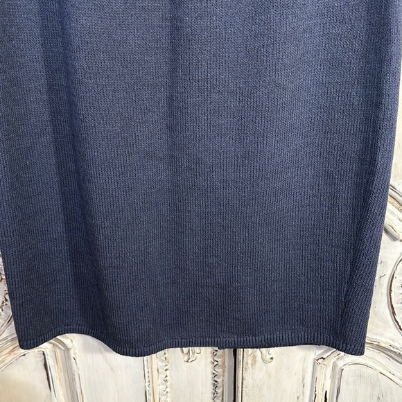 Elegant Gray/Blue Knit Women's Skirt - Picture 3 of 8